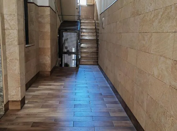 La Casa Di Golia * Бари