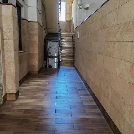 La Casa Di Golia * בארי